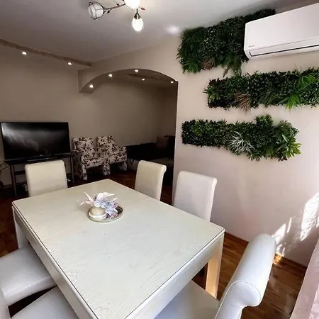 Apartment луксозен в сърцето на