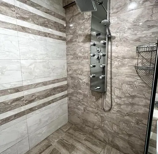 아파트 луксозен в сърцето на *