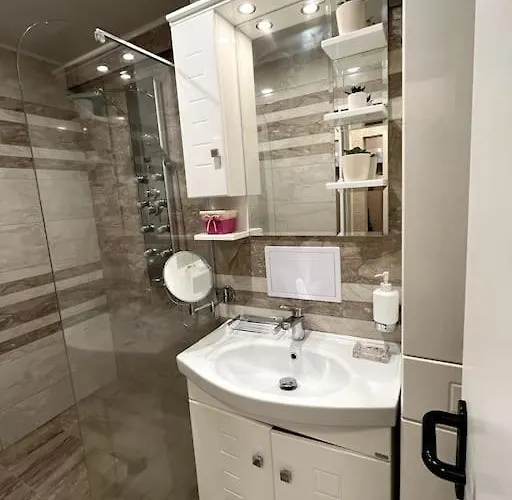 아파트 луксозен в сърцето на *